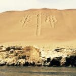 candelabro disegnato su una collina di sabbia